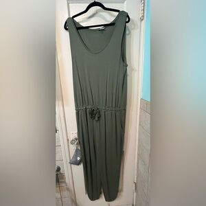 Olive sleeveless jumpsuit